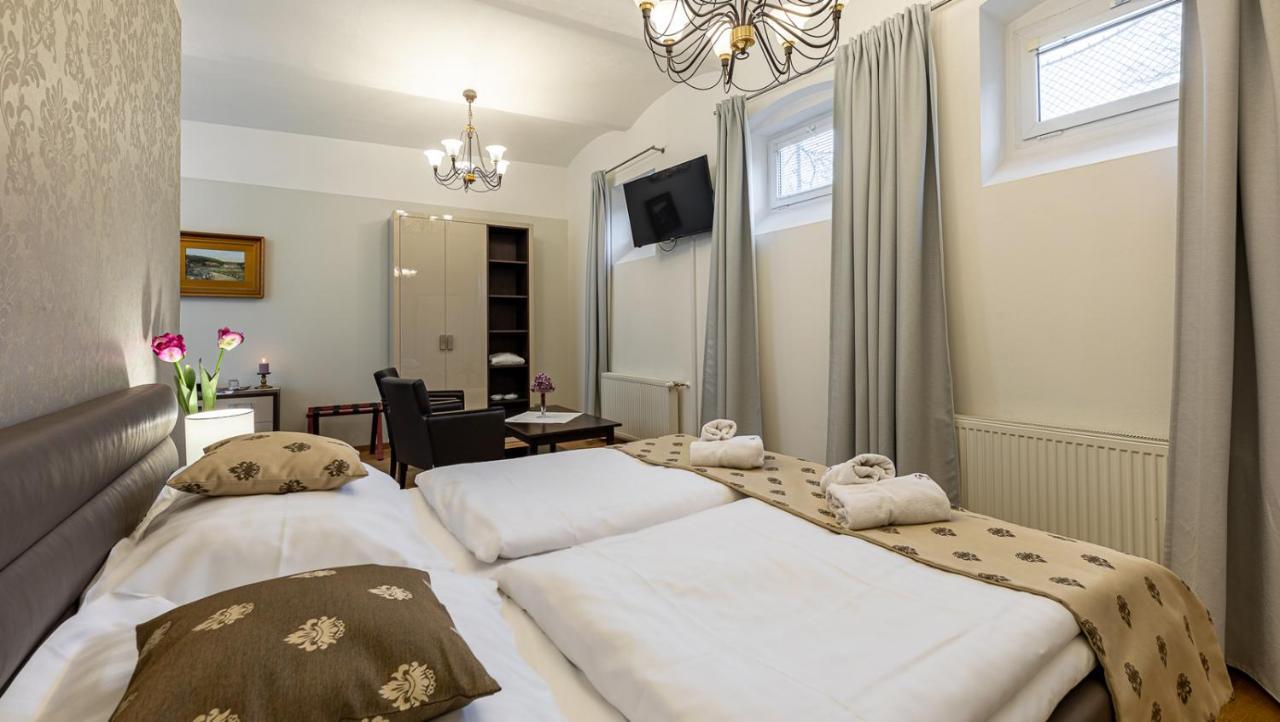 Wellness & Spa Hotel Villa Regenhart เยเซนิค ห้อง รูปภาพ